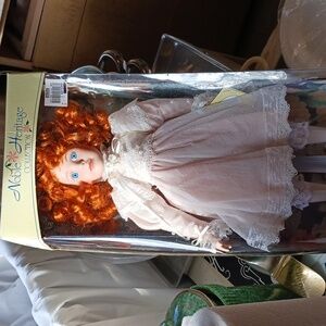 Noble Heritage Collection Doll Curly Red Hair ⚜️Old Fashion Dress 👗